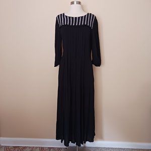New Studio West Apparel Maxi Black Witchy Embroidered Boho Cottage Western Dress